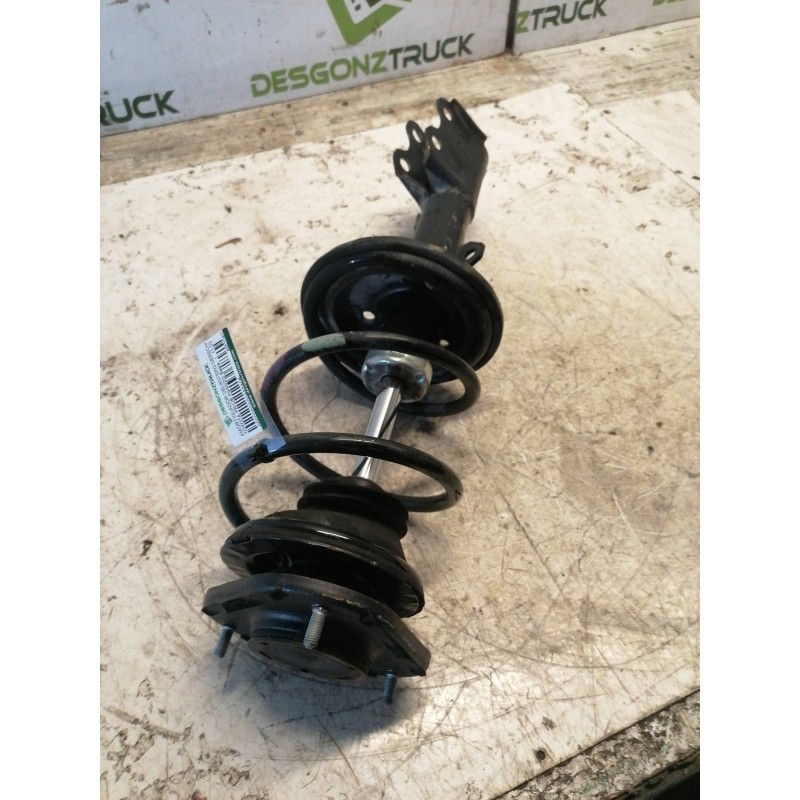 Recambio de amortiguador delantero derecho para toyota prius (nhw20) basis referencia OEM IAM 4851047061AK30U  