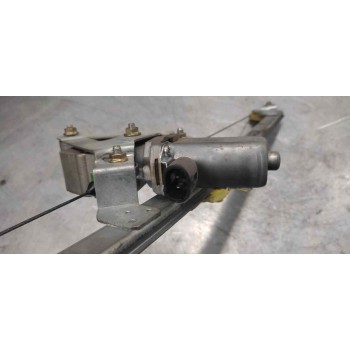 Recambio de elevalunas delantero derecho para renault trafic combi (ab 4.01) 1.9 diesel referencia OEM IAM 91165705F  