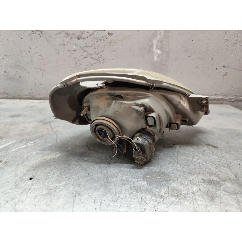 Recambio de faro izquierdo para renault trafic combi (ab 4.01) 1.9 diesel referencia OEM IAM 2