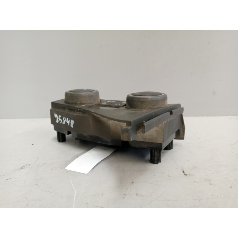 Recambio de mando calefaccion / aire acondicionado para volvo fh 500 referencia OEM IAM 22131006 - Blanco 2