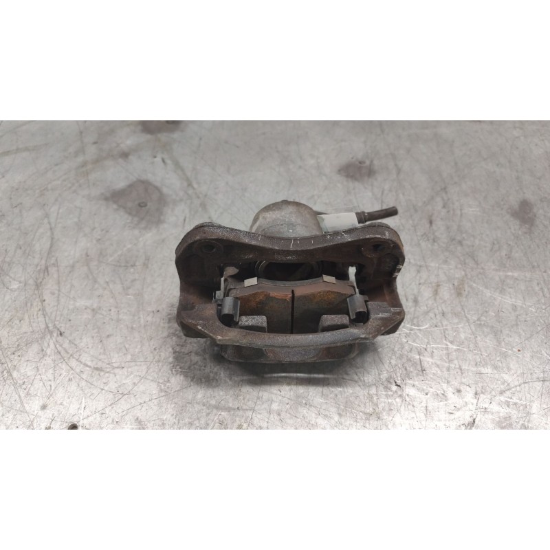 Recambio de pinza freno delantera derecha para hyundai accent (mc) gl referencia OEM IAM - Blanco 2