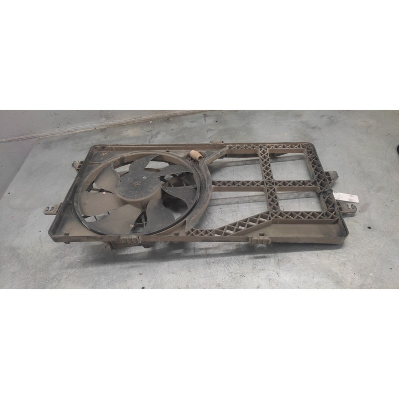 Recambio de electroventilador para ford transit mod. 2000 combi 2.0 td cat referencia OEM IAM 1C158C607AE - Blanco 2