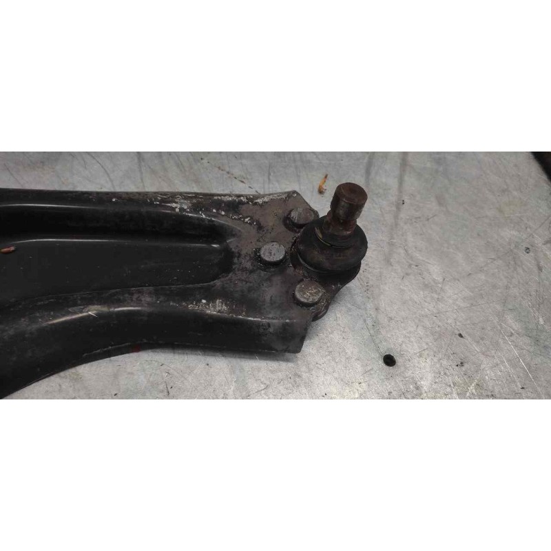 Recambio de brazo suspension inferior delantero derecho para peugeot 207 1.6 16v referencia OEM IAM - Gris 2