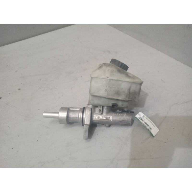 Recambio de bomba freno para riocar march 07 referencia OEM IAM A0004317601  