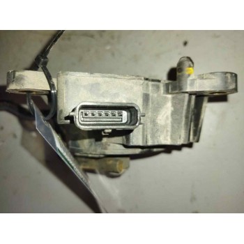 Recambio de pedal acelerador para renault serie d referencia OEM IAM 18005LC40A  