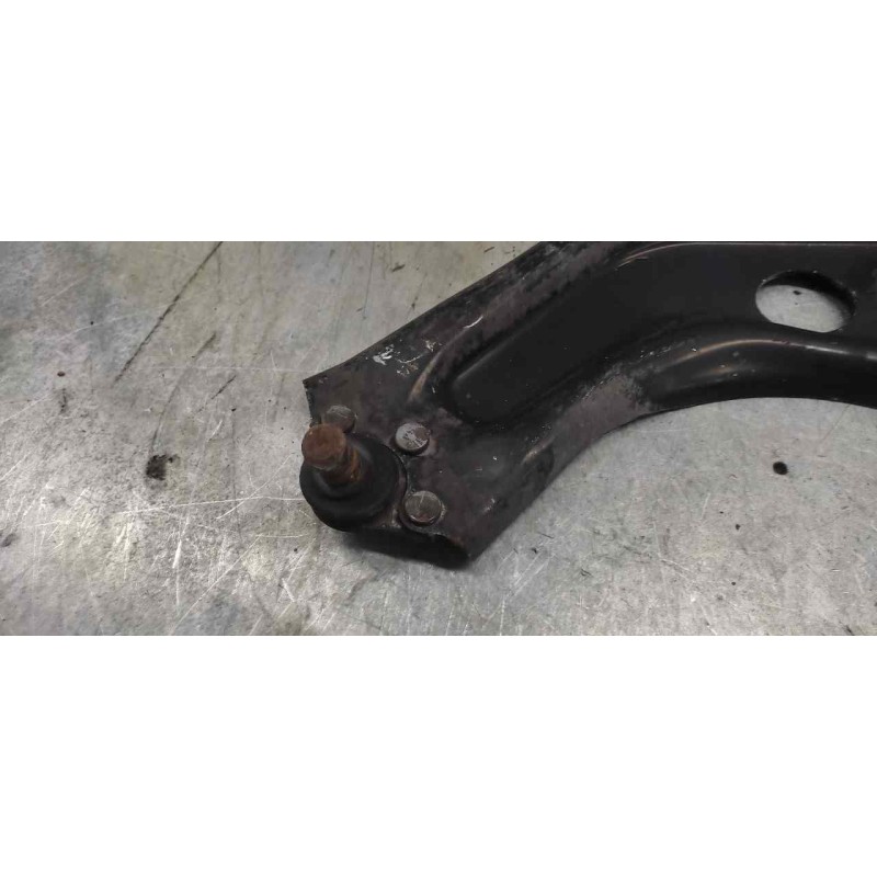 Recambio de brazo suspension inferior delantero izquierdo para peugeot 207 1.6 16v referencia OEM IAM - Gris 2