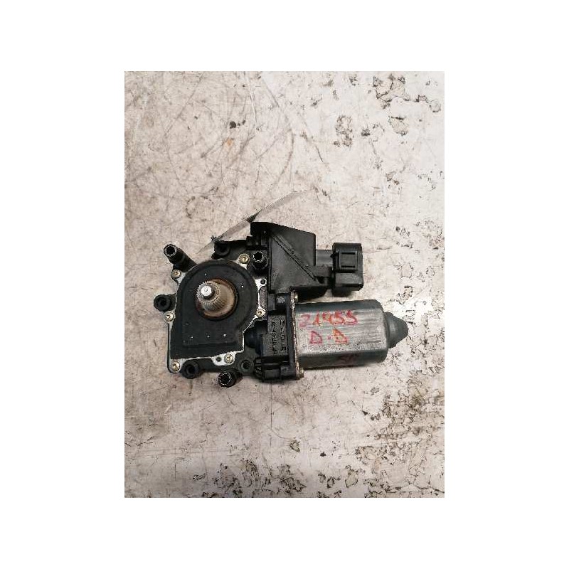 Recambio de motor elevalunas delantero derecho para audi a4 berlina (b5) 1.9 tdi referencia OEM IAM 05071902 8 PINS