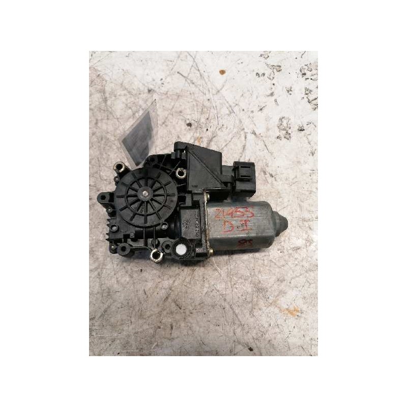 Recambio de motor elevalunas delantero izquierdo para audi a4 berlina (b5) 1.9 tdi referencia OEM IAM 05071902 8 PINS 2