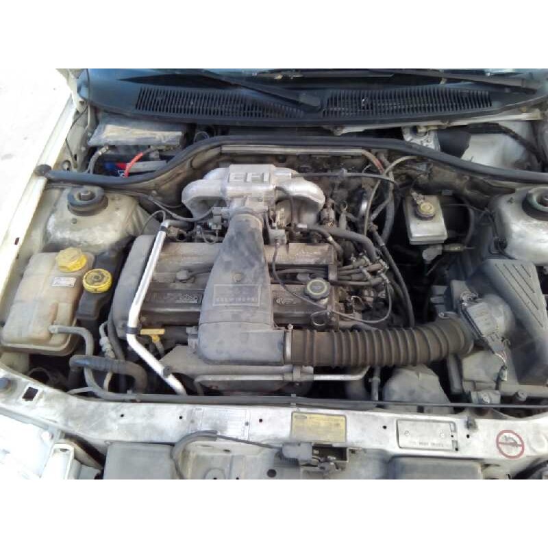 FORD ESCORT BERLINA/TURNIER