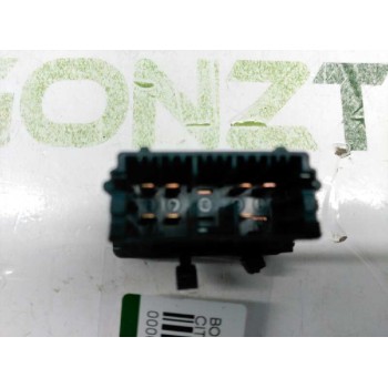 Recambio de boton bloqueo elevalunas traseros para citroën xsara berlina 1.6 seduction referencia OEM IAM   