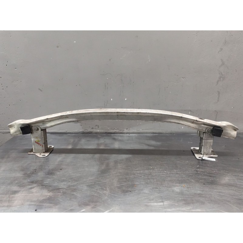 Recambio de refuerzo paragolpes delantero para renault scenic ii grand confort dynamique referencia OEM IAM   