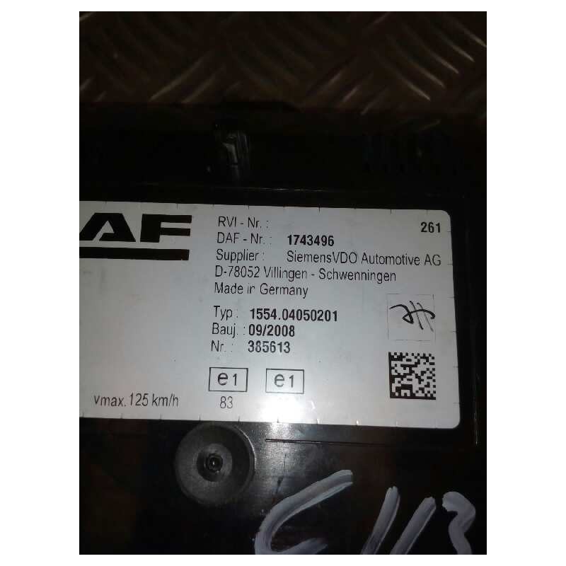 Recambio de cuadro instrumentos para daf serie xf105.460 fsa 4x2 space-cab referencia OEM IAM 1743496 155404050201 385613 3