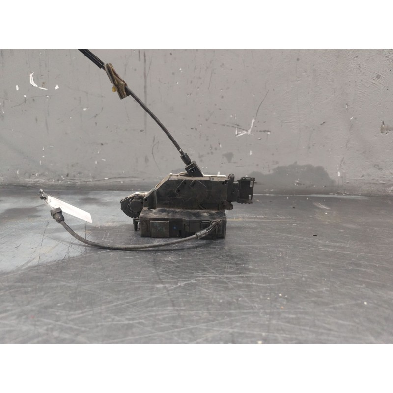 Recambio de cerradura puerta delantera derecha para peugeot 207 sw confort referencia OEM IAM - Blanco 4
