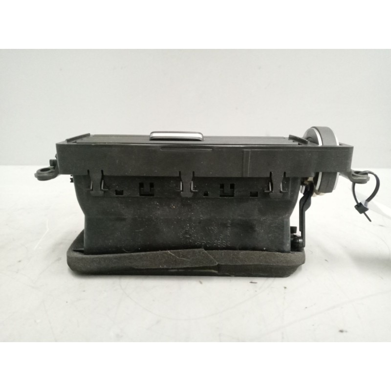 Recambio de difusor calefaccion para volvo fh 500 referencia OEM IAM 82246426 - Blanco 3