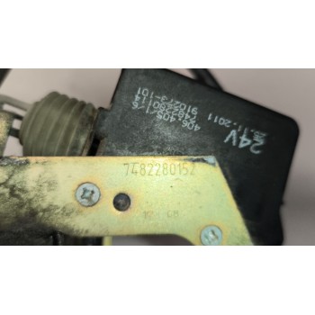 Recambio de cerradura puerta delantera izquierda para renault magnum ab diesel referencia OEM IAM 7482280152  