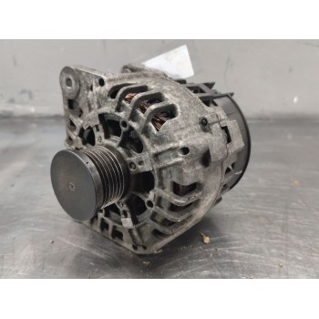 Recambio de alternador para renault trafic combi (ab 4.01) 1.9 diesel referencia OEM IAM 106251585  