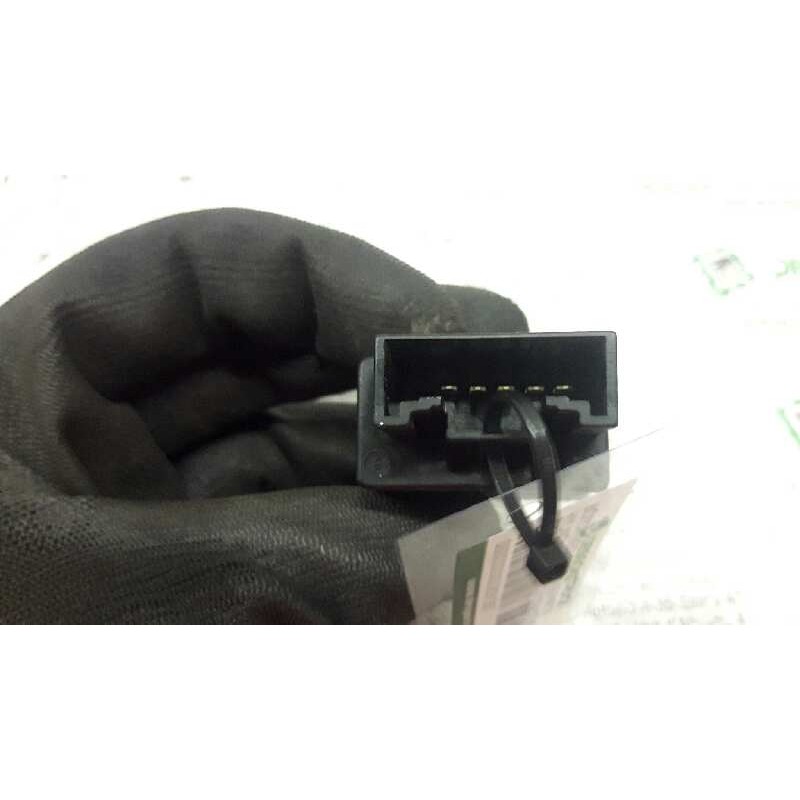 Recambio de boton regulacion de faros para hyundai matrix (fc) 1.6 gls edition-plus referencia OEM IAM 2