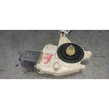 Recambio de motor elevalunas trasero izquierdo para mercedes-benz clase c (w204) berlina 1.6 cat referencia OEM IAM A2048200542 