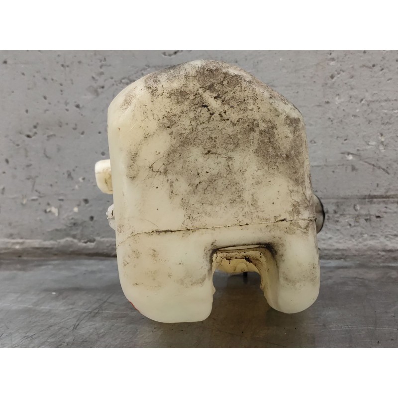 Recambio de deposito limpia para peugeot 207 sw confort referencia OEM IAM - Blanco 2