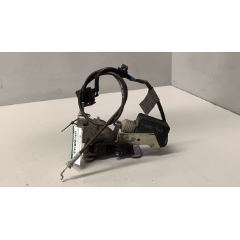 Recambio de cerradura puerta delantera izquierda para renault magnum ab diesel referencia OEM IAM 7482280152  