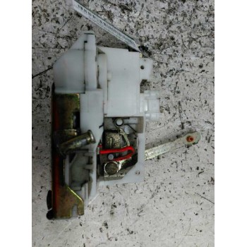 CERRADURA PUERTA TRASERA IZQUIERDA 