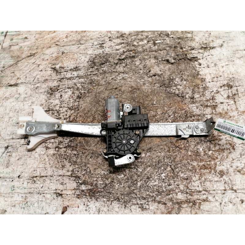 Recambio de elevalunas trasero derecho para ford mondeo berlina (ge) ambiente referencia OEM IAM 0130821772 3000019693190 8 PINS