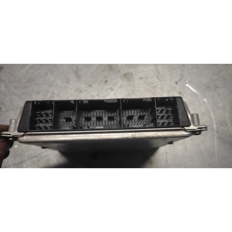 Recambio de centralita motor uce para mercedes-benz clase c (w203) berlina 2.2 cdi cat referencia OEM IAM 0281010798 A6111538179 2