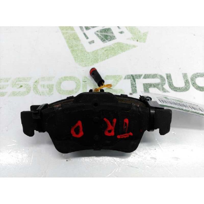 Recambio de pastillas de freno traseras para mercedes-benz clase e (w211) berlina e 270 cdi (211.016) referencia OEM IAM - Negro