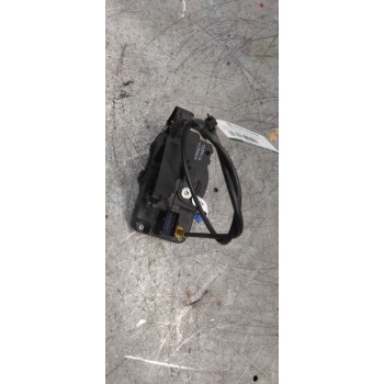 Recambio de cerradura puerta delantera derecha para renault trafic combi (ab 4.01) 1.9 diesel referencia OEM IAM 8200042171  3 P