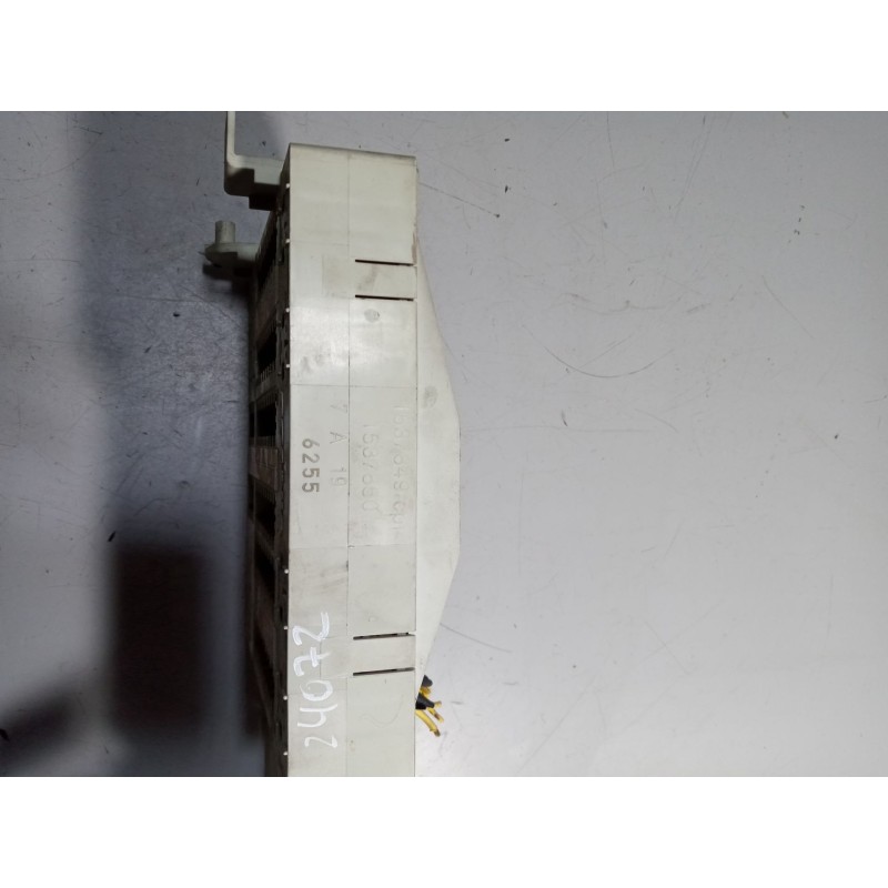 Recambio de caja reles / fusibles para scania r i r 480 referencia OEM IAM 1537850 - Blanco 2