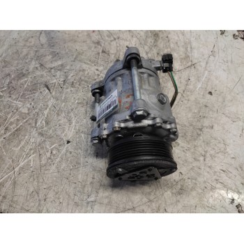 Recambio de compresor aire acondicionado para volkswagen polo berlina (6n2) trendline referencia OEM IAM 6N0820803B  