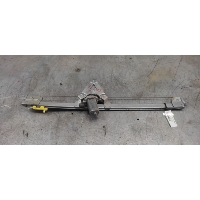 Recambio de elevalunas delantero derecho para renault trafic combi (ab 4.01) 1.9 diesel referencia OEM IAM  2 PINS - Blanco 2
