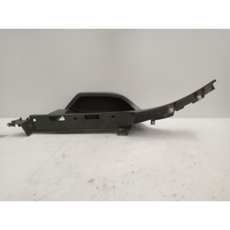 Recambio de guarnecidos varios para volvo fh 500 referencia OEM IAM 82293816 - Blanco 2