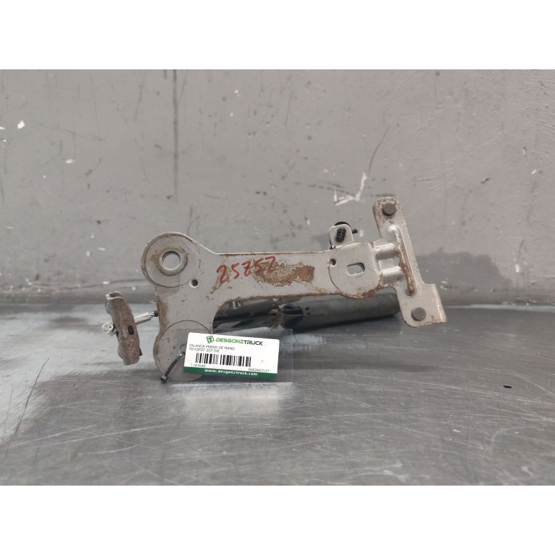 Recambio de palanca freno de mano para peugeot 207 sw confort referencia OEM IAM 96828471XT - Blanco 2