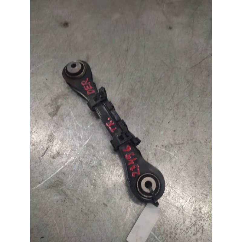Recambio de tirante trasero derecho para bmw serie 1 lim. (f20) referencia OEM IAM  SUPERIOR - Blanco 2