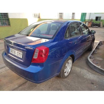 daewoo nubira berlina del año 2004