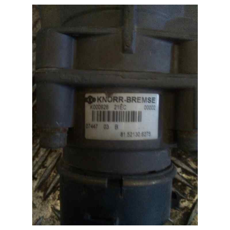 Recambio de valvula aire para man tg - a 18.440 fg / bb (e3/e4) xxl - 5-star referencia OEM IAM 81521306275 K000926 VALVULA TRAN - Blanco 2