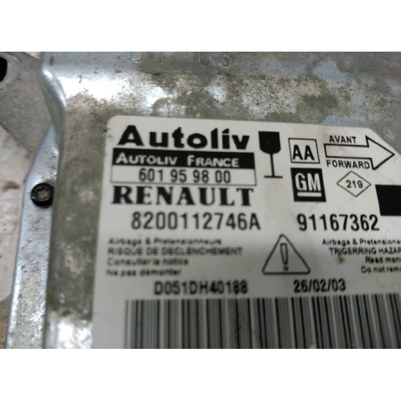 Recambio de centralita airbag para renault trafic combi (ab 4.01) passenger authentique combi corto referencia OEM IAM 820011274 - Blanco 2