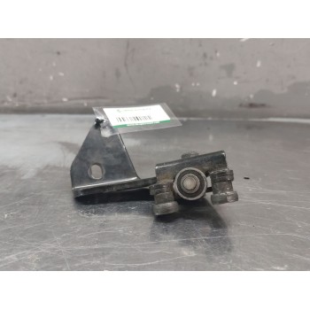 Recambio de guia puerta corredera derecha para ford tourneo connect (tc7) familiar referencia OEM IAM 2T14V25028  