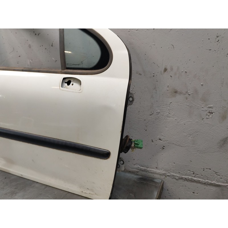Recambio de puerta delantera derecha para peugeot 207 sw confort referencia OEM IAM - Blanco 3