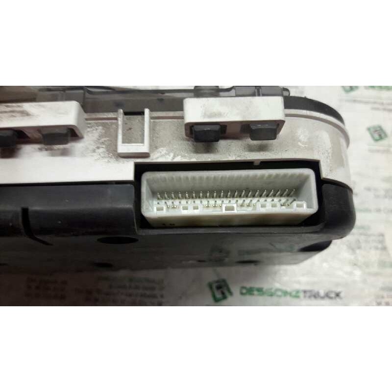 Recambio de cuadro instrumentos para toyota corolla verso (r1) 1.8 luna referencia OEM IAM 838000F020L 5