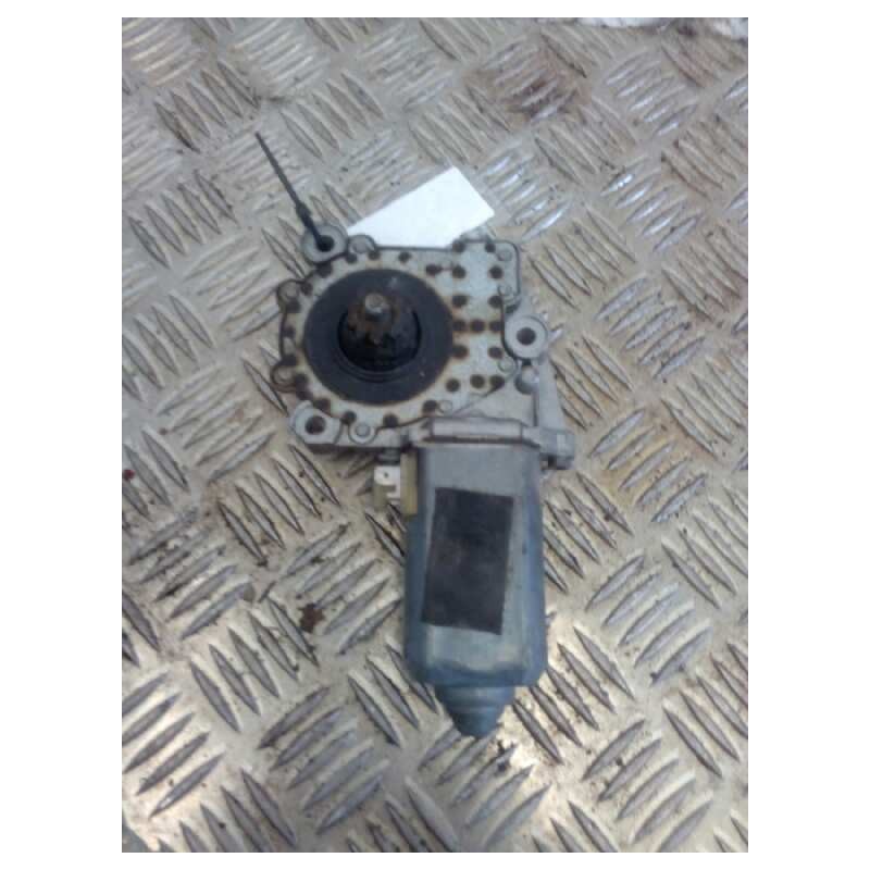 Recambio de motor elevalunas delantero derecho para scania serie 4 (p/r 124 l) fsa 420 (4x2) e2/e3 largo cr 19 topline referenci 3