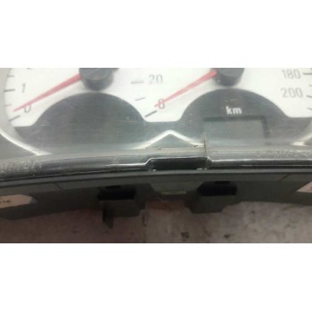 Recambio de cuadro instrumentos para opel corsa c referencia OEM IAM 13173355WJ  