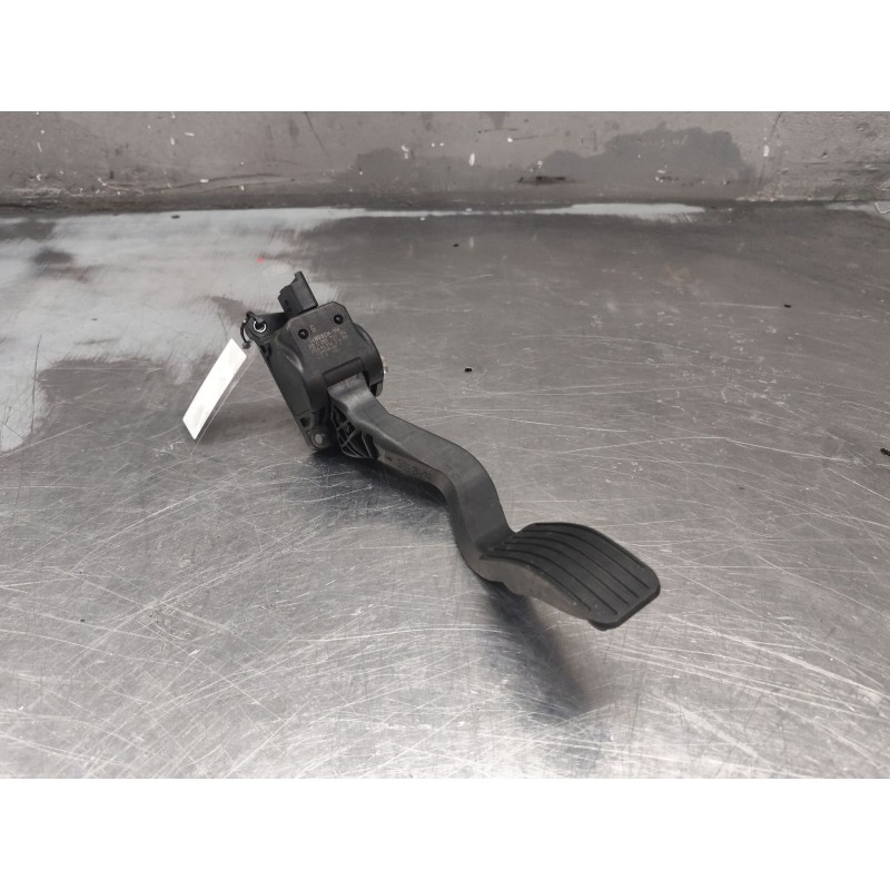 Recambio de pedal acelerador para peugeot 207 confort referencia OEM IAM 9671433680  