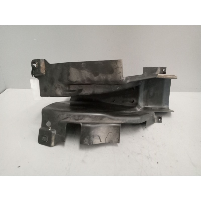 Recambio de cubre polvo columna direccion para volvo fh xxx referencia OEM IAM 82213669  