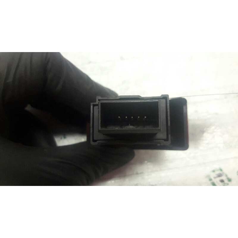 Recambio de warning para opel corsa c referencia OEM IAM 13539900 - Rojo 2
