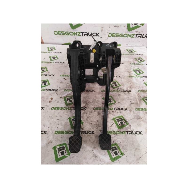 Recambio de soporte pedales para man tge pritsche (uz) pritsche 2.xxx 4x4 referencia OEM IAM 2N172103102S  
