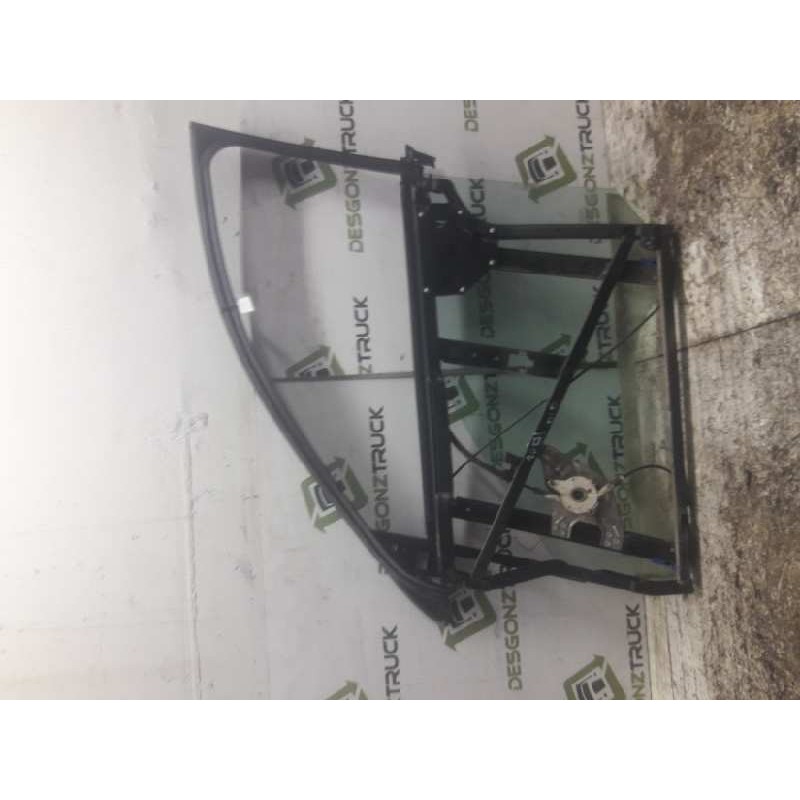 Recambio de elevalunas delantero derecho para audi a6 berlina (4b2) 2.5 tdi referencia OEM IAM 4B0837398 - Verde 3