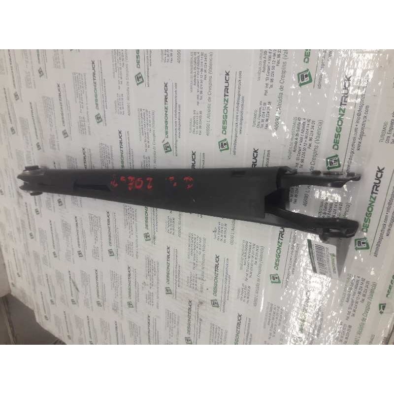 Recambio de brazo suspension inferior trasero derecho para bmw serie 3 berlina (e46) 320d referencia OEM IAM 2