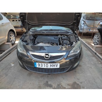 opel astra j lim. del año 2012